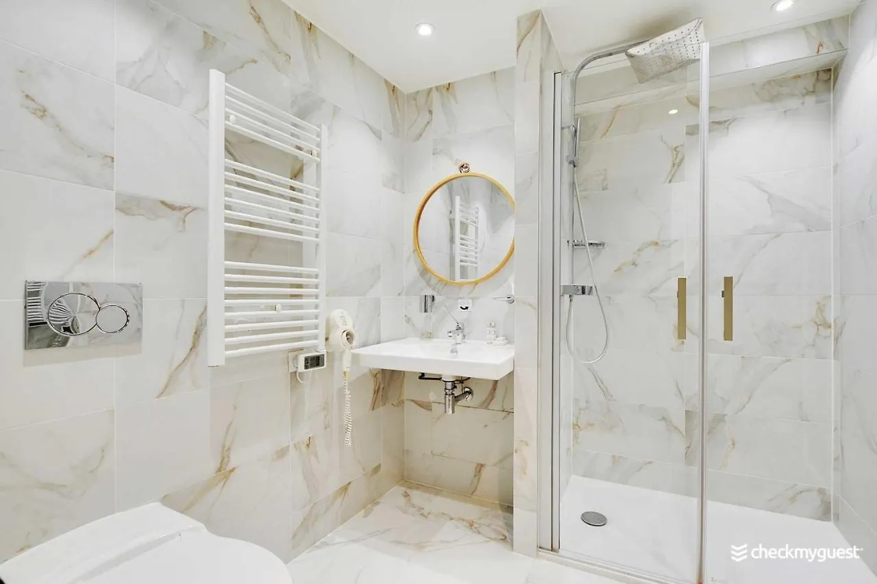 Apartment Residence Rochechouart Paris