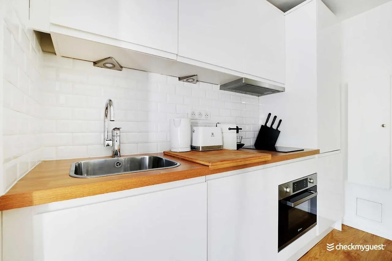 Residence Rochechouart Paris 0*,  France