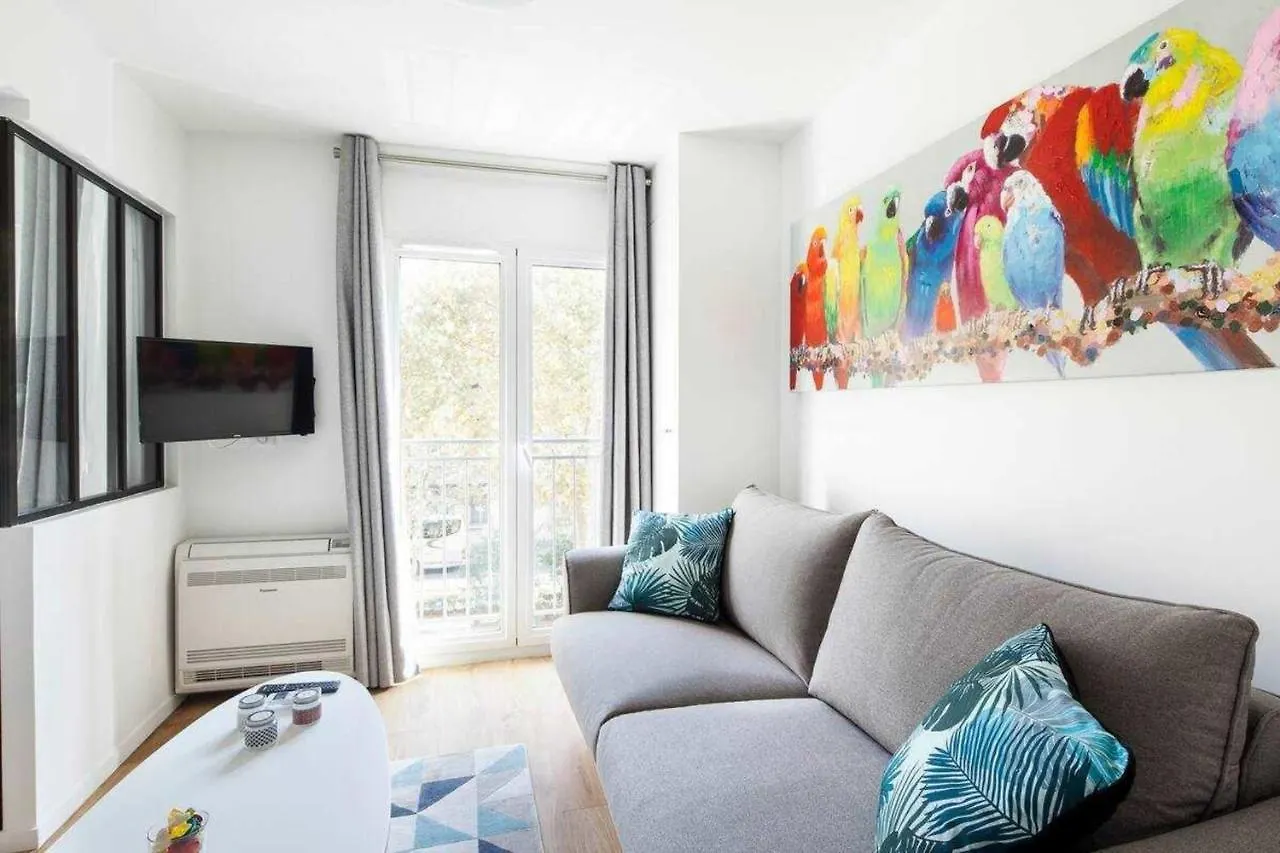 Residence Rochechouart Paris 0*,  France