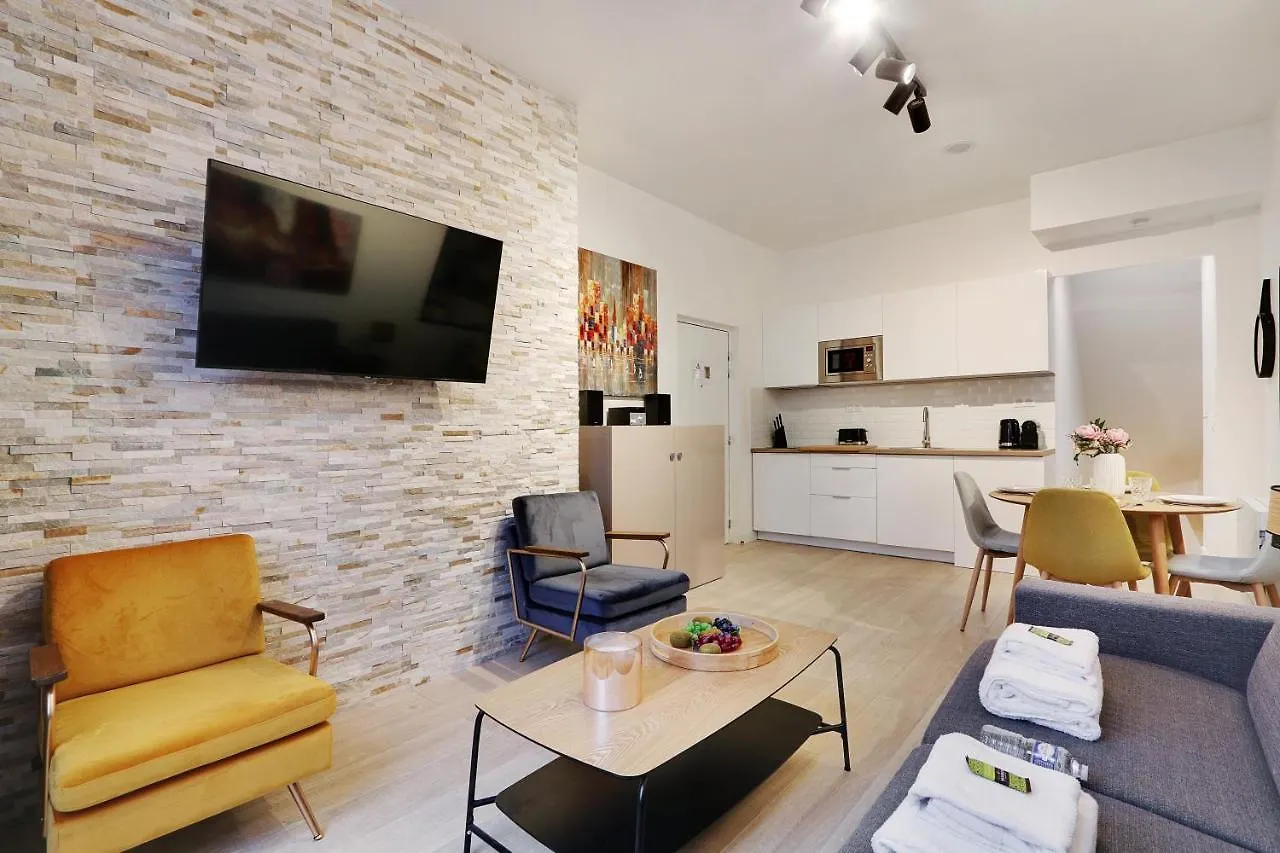 Apartment Residence Rochechouart Paris
